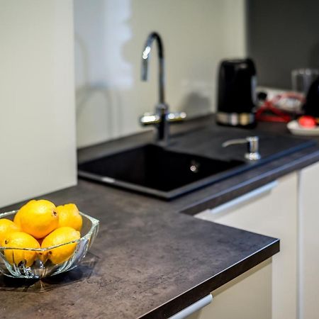 Apartamenty W Sercu Miasta - Szewska พอซนาน ภายนอก รูปภาพ